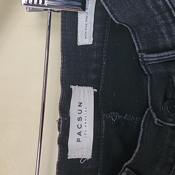 Pacsun Black Jeans - Picture 2 of 3